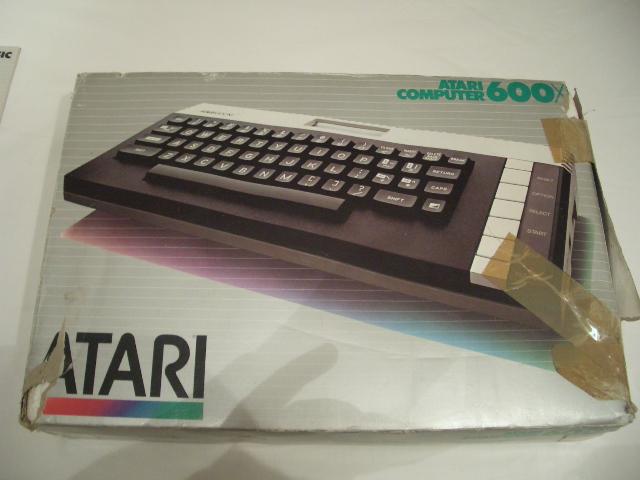 Atari 600 XL OVP.JPG